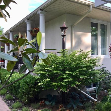 Via Veneto - Old Town Bed & Breakfast Niagara-on-the-Lake Exterior foto